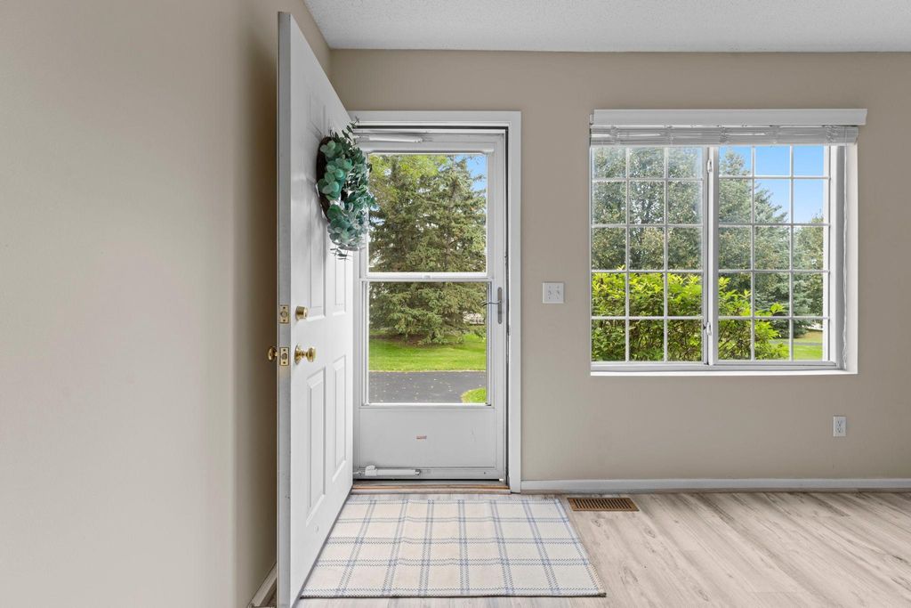 13092 Murdock Terrace, Eden Prairie, MN 55347 — photo 5