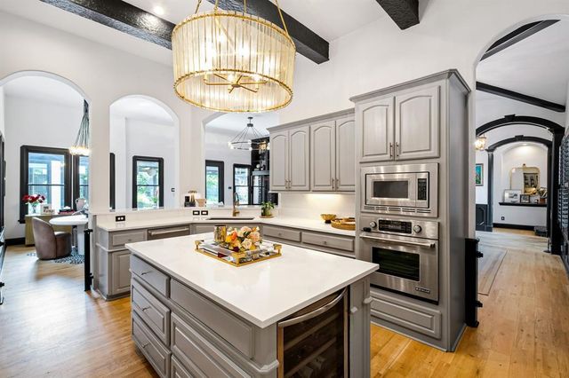 2621 Exposition BLVD, Austin, TX 78703