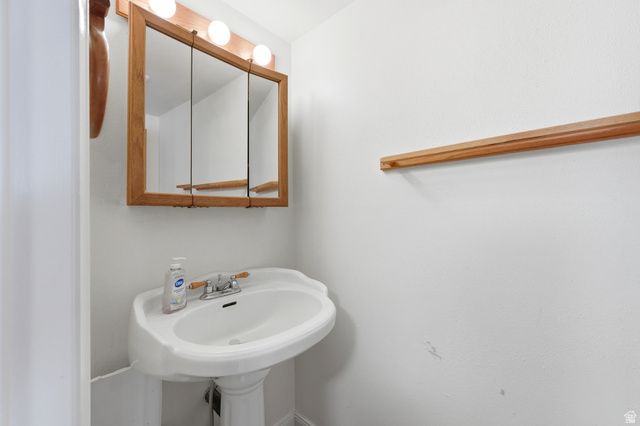 4320 S ARDEN CT, Taylorsville, UT 84123