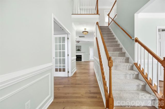 8709 Ellington Park Drive, Charlotte, NC 28277