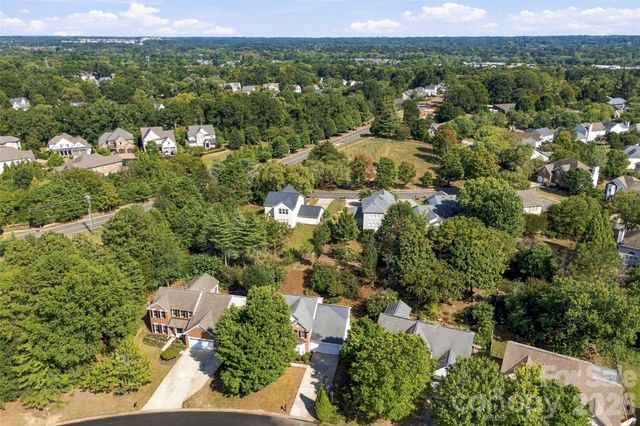 8709 Ellington Park Drive, Charlotte, NC 28277
