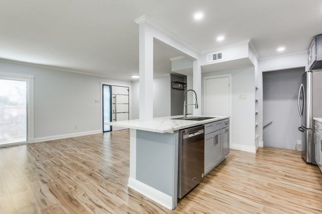 2638 Custer Parkway B, Richardson, TX 75080