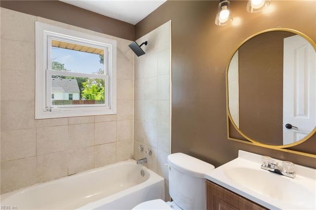 2811 Mapleton AVE, Norfolk, VA 23504