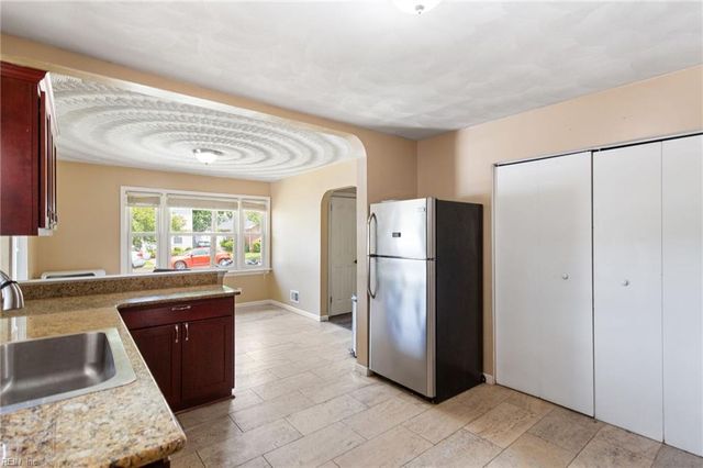 2811 Mapleton AVE, Norfolk, VA 23504