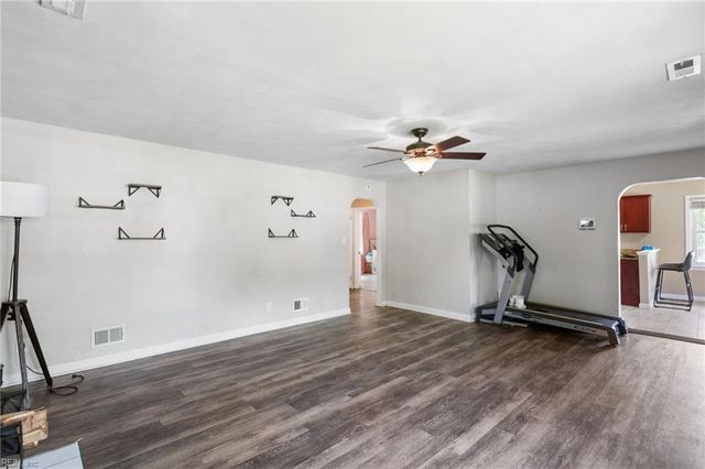 2811 Mapleton AVE, Norfolk, VA 23504