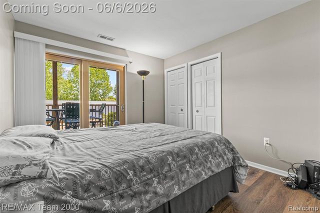 37522 Jefferson Avenue 102, Harrison Twp, MI 48045