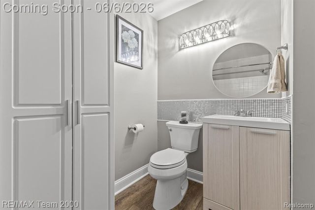 37522 Jefferson Avenue 102, Harrison Twp, MI 48045
