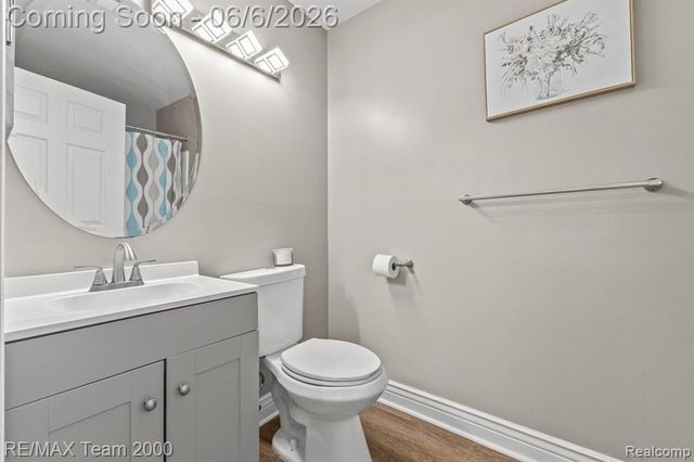 37522 Jefferson Avenue 102, Harrison Twp, MI 48045