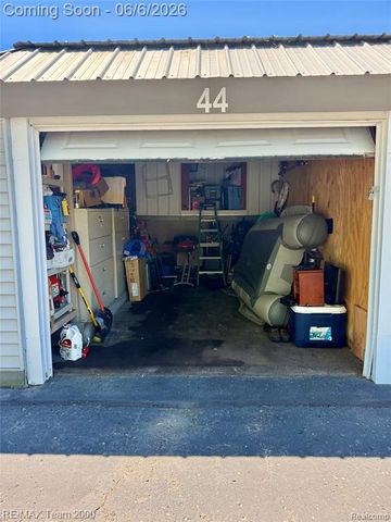 37522 Jefferson Avenue 102, Harrison Twp, MI 48045