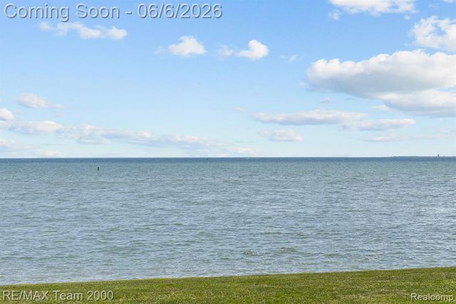 37522 Jefferson Avenue 102, Harrison Twp, MI 48045