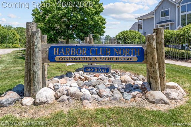 37522 Jefferson Avenue 102, Harrison Twp, MI 48045
