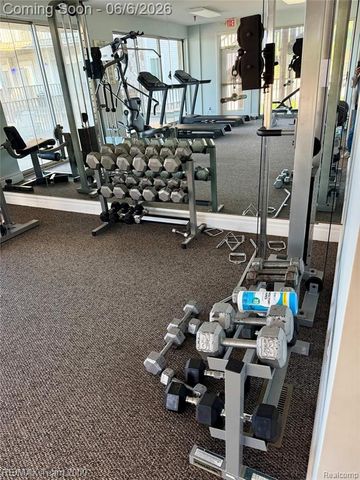 37522 Jefferson Avenue 102, Harrison Twp, MI 48045
