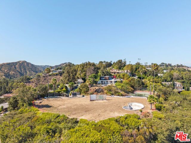 780 Linda Flora Drive, Los Angeles, CA 90049