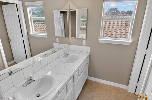 1840 Shirewick Drive, Las Vegas, NV 89117