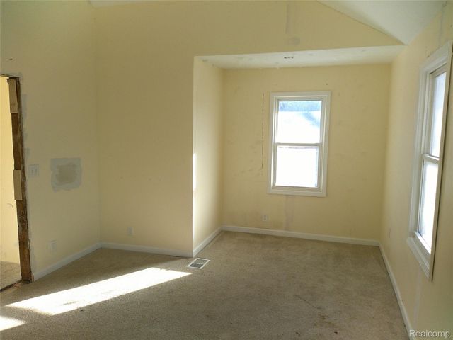 912 Huron Street, Flint, MI 48507