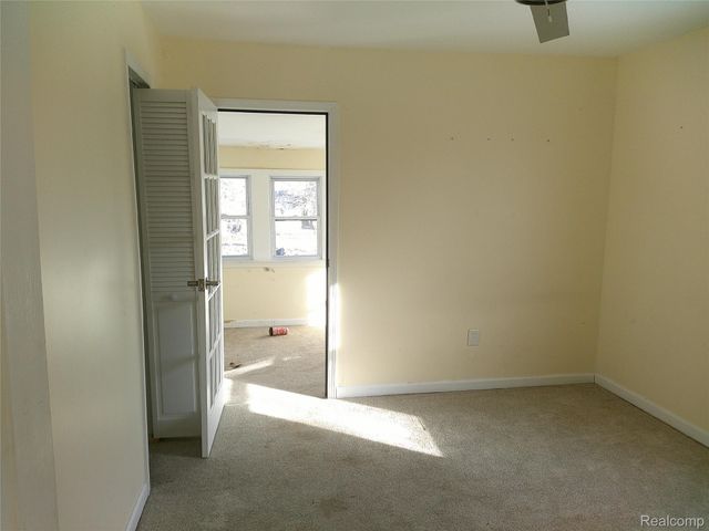 912 Huron Street, Flint, MI 48507