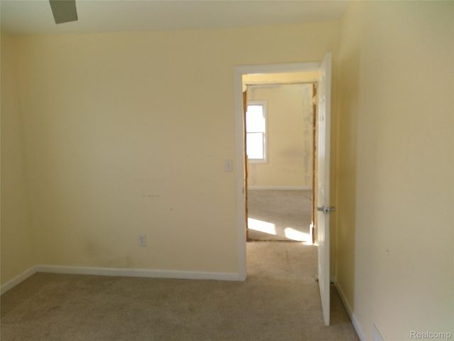 912 Huron Street, Flint, MI 48507