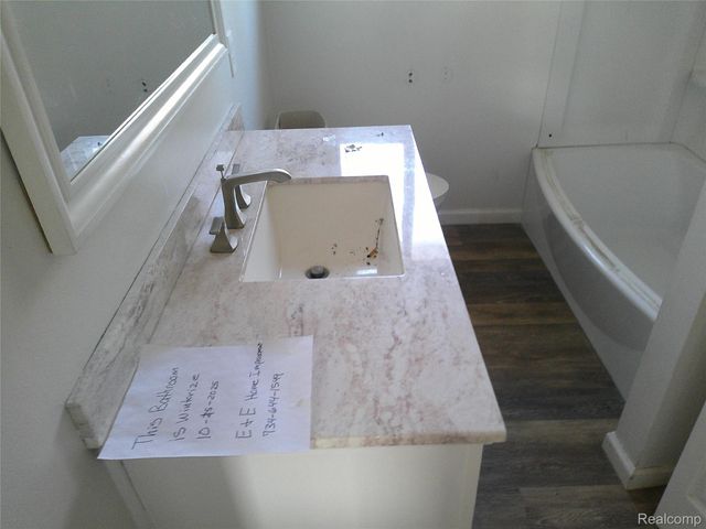 912 Huron Street, Flint, MI 48507