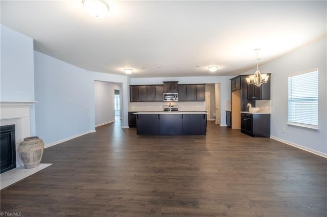 5556 Baverhof Drive, Greensboro, NC 27405