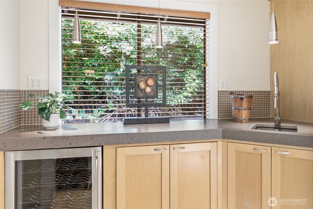12926 164h Avenue NE, Redmond, WA 98052