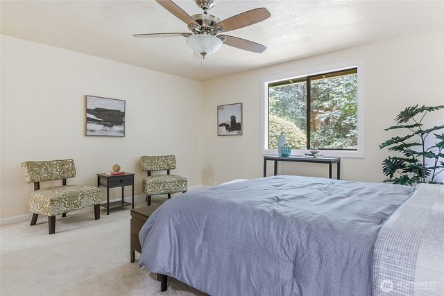 12926 164h Avenue NE, Redmond, WA 98052