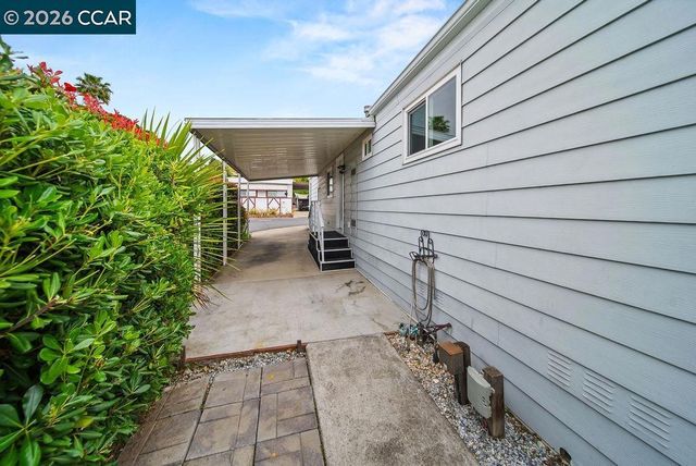 20 Terrace Dr, Concord, CA 94518