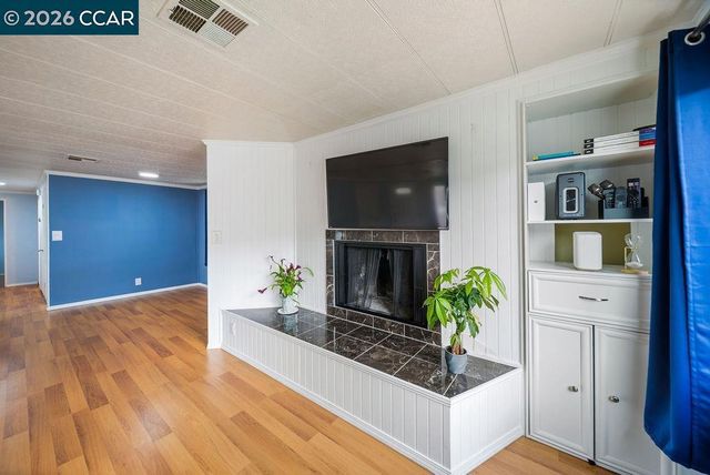 20 Terrace Dr, Concord, CA 94518