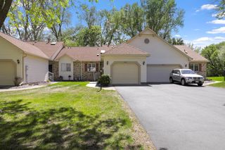 2672 Lake Court Drive 58, Mounds View, MN 55112