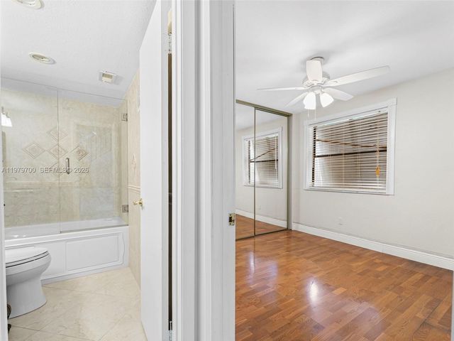 12259 NW 11th St, Pembroke Pines, FL 33026