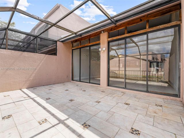 12259 NW 11th St, Pembroke Pines, FL 33026