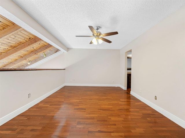 12259 NW 11th St, Pembroke Pines, FL 33026