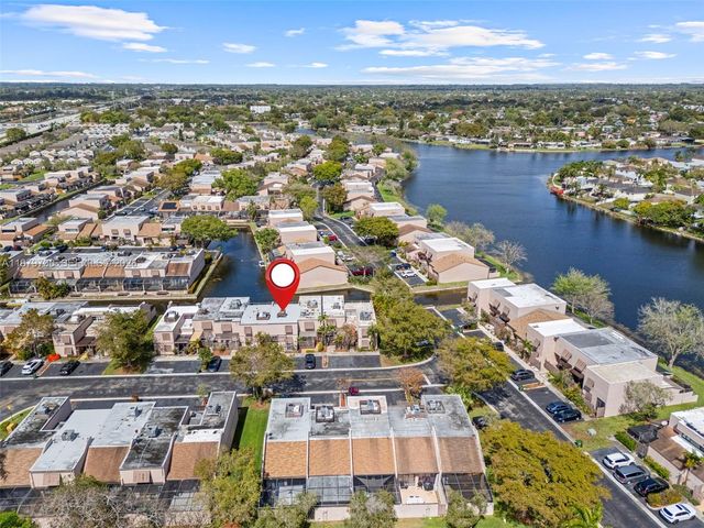 12259 NW 11th St, Pembroke Pines, FL 33026