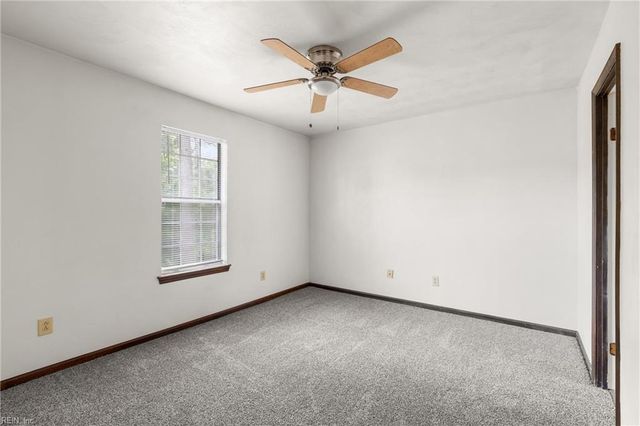 935 Still Harbor CIR, Chesapeake, VA 23320