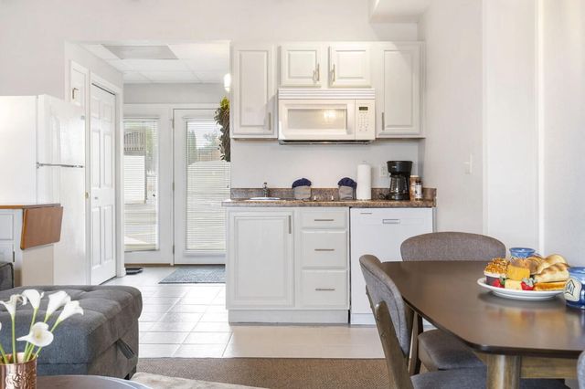 100 Getaway Circle Circle 116, Kimberling City, MO 65686