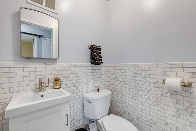 6526 W Burdick AVENUE, Milwaukee, WI 53219
