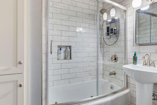6526 W Burdick AVENUE, Milwaukee, WI 53219