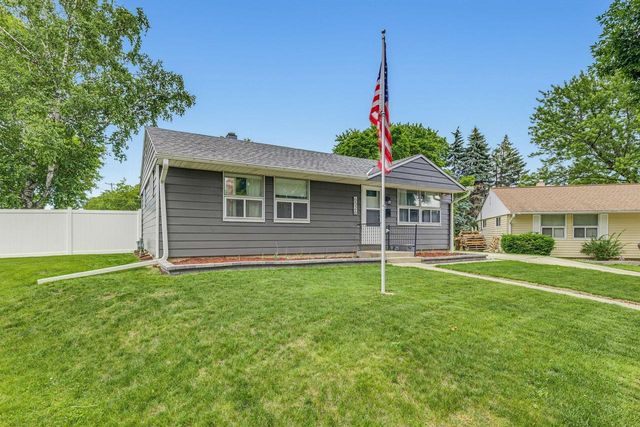 6526 W Burdick AVENUE, Milwaukee, WI 53219