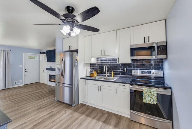 6526 W Burdick AVENUE, Milwaukee, WI 53219