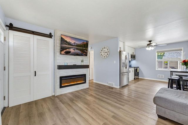 6526 W Burdick AVENUE, Milwaukee, WI 53219