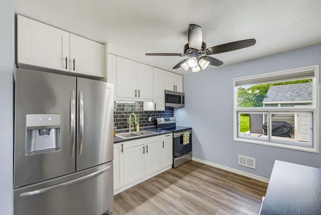 6526 W Burdick AVENUE, Milwaukee, WI 53219
