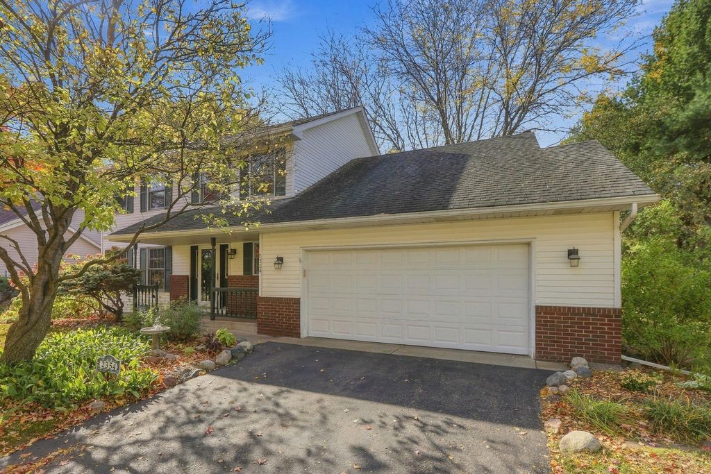2354 Heights Avenue E, Maplewood, MN 55119 — photo 4