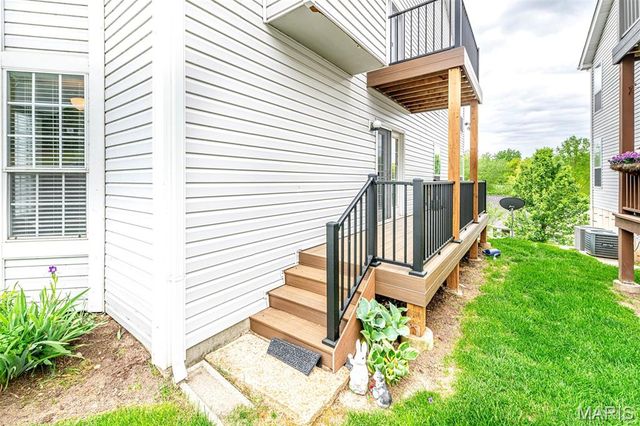 1708 Whispering Creek Drive A, Ballwin, MO 63021