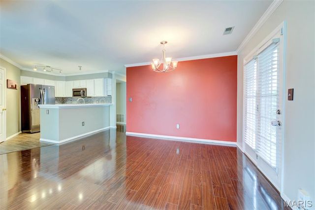 1708 Whispering Creek Drive A, Ballwin, MO 63021