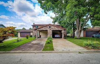 307 BRITANNA Drive, Swansea, IL 62226