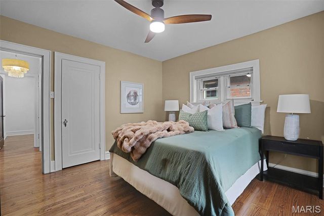 5613 Rhodes Avenue, St Louis, MO 63109