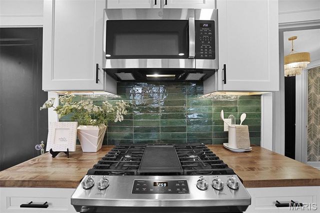 5613 Rhodes Avenue, St Louis, MO 63109