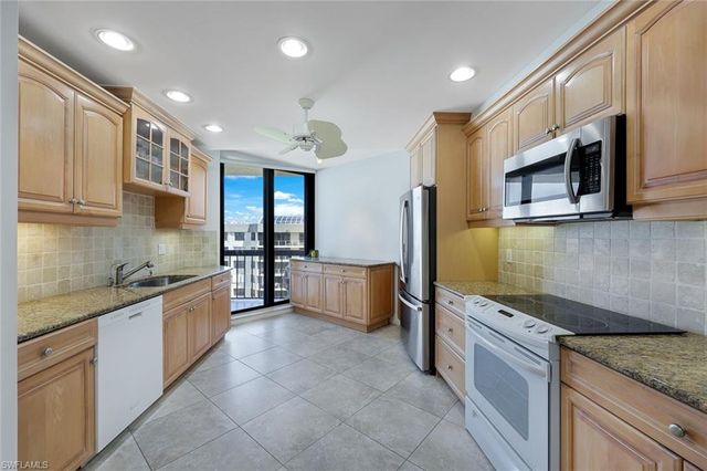 220 Collier BLVD 1404, Marco Island, FL 34145