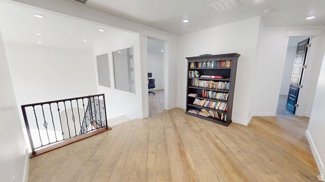 1073 N TITAN DR, Lehi, UT 84043