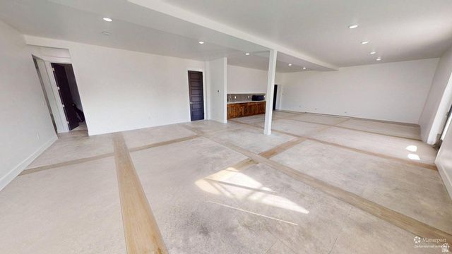 1073 N TITAN DR, Lehi, UT 84043