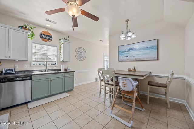 246 Inverness Drive, Hubert, NC 28539